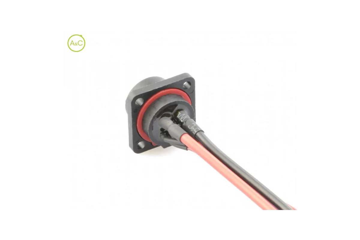 Der kompakteste Higo-Batteriesteckverbinder mit integrierter Dichtung