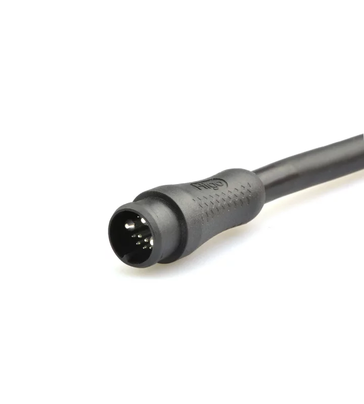 Male cable connector