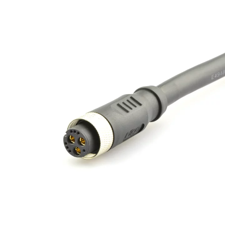 Female cable connector