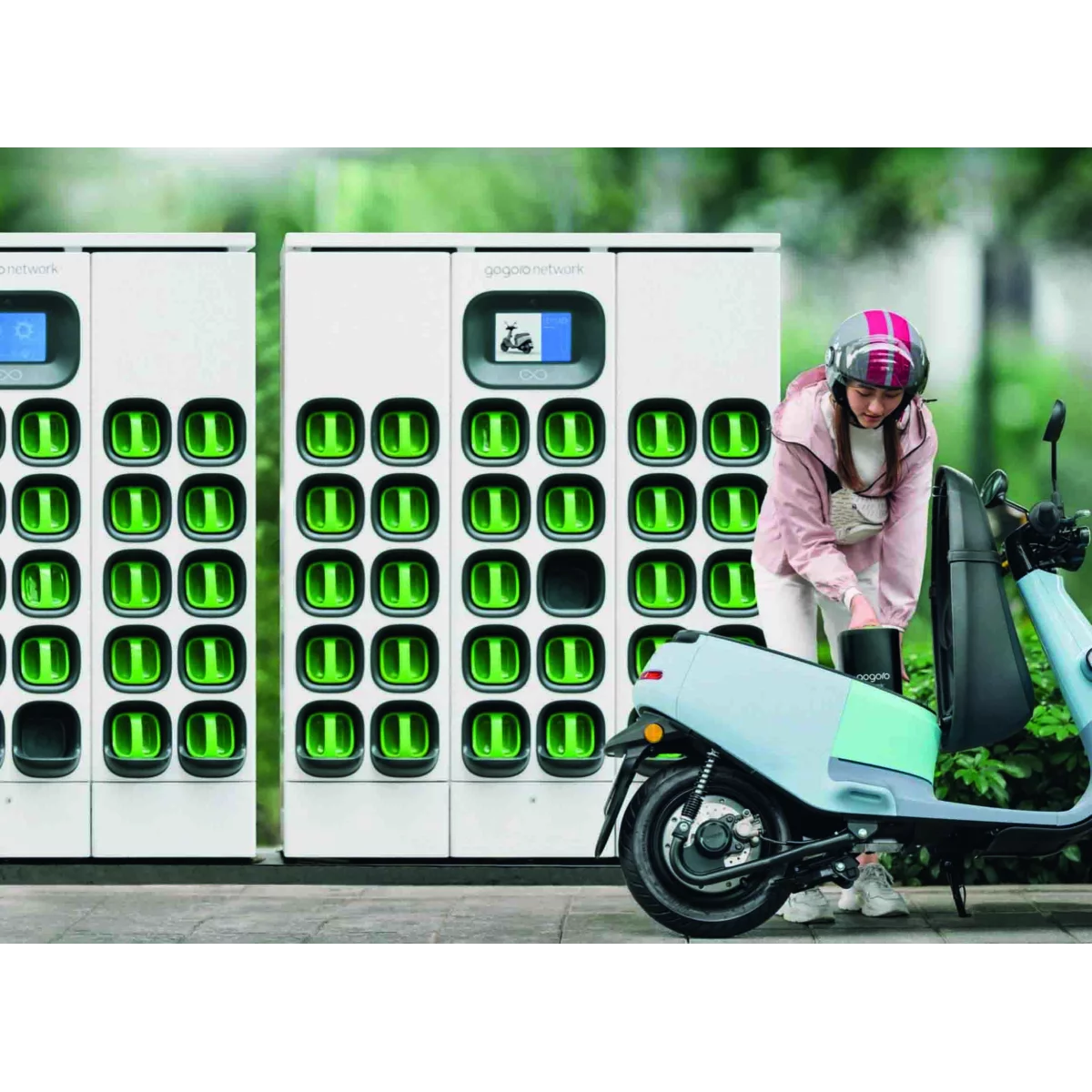 Enhancing the e-moped riding experience