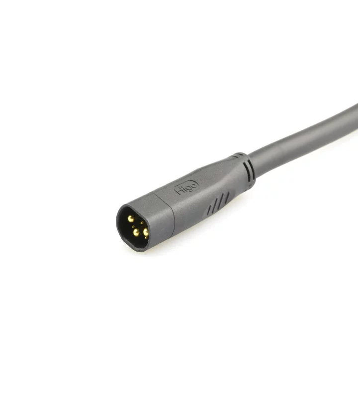 Male cable connector