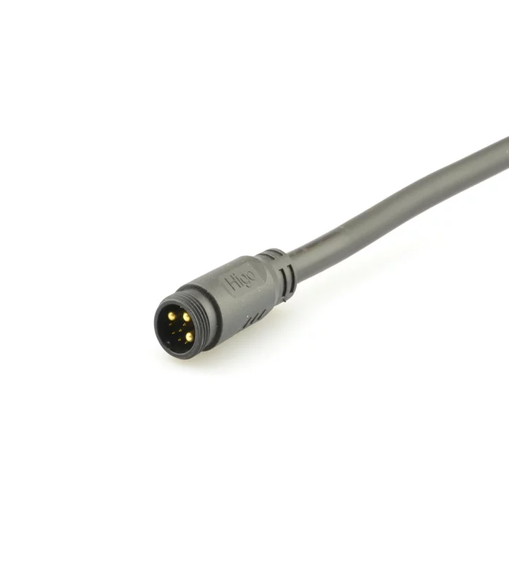 Male cable connector